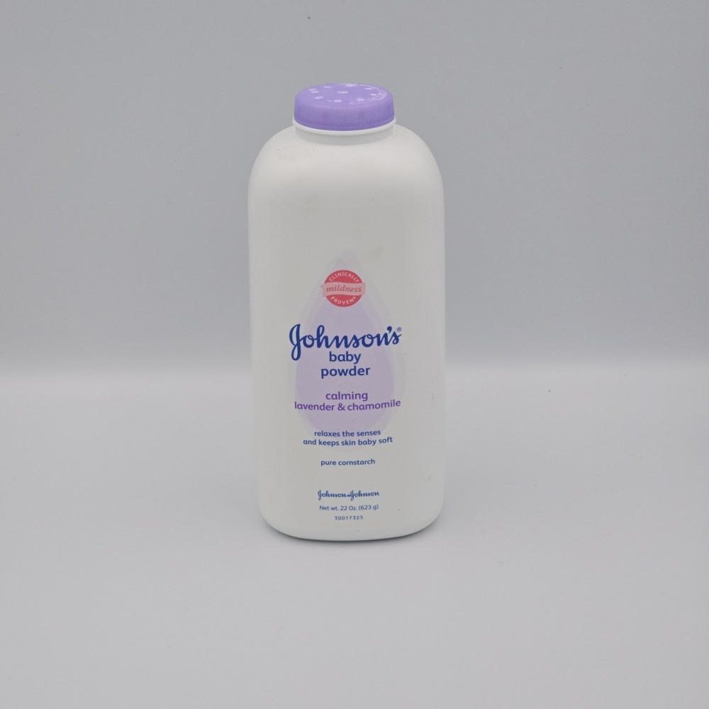 Johnson's Lavender Chamomile Baby Powder Relaxing  Cornstarch 22oz Vintage 80%‎